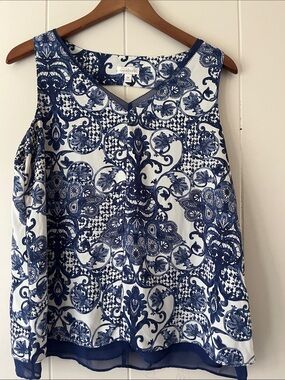 Annabelle Navy and White Printed Sleeveless Camisole
